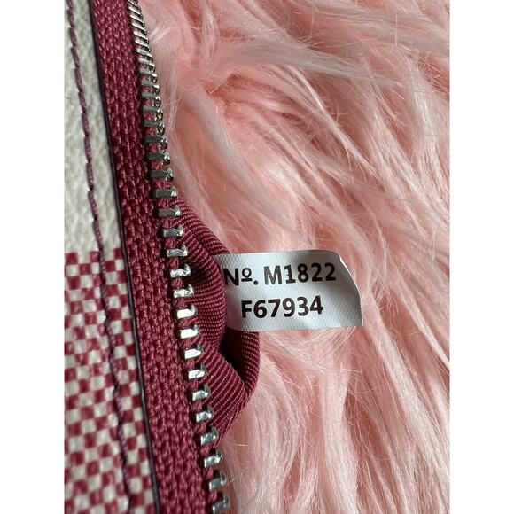 Coach Wristlet in Pink & White Gingham Signature Coated Canvas - Picture 7 of 8